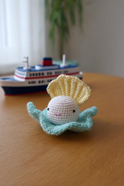 6. Maritimer Wal mit Muschel-Applikation for amigurumi free patterns ideas