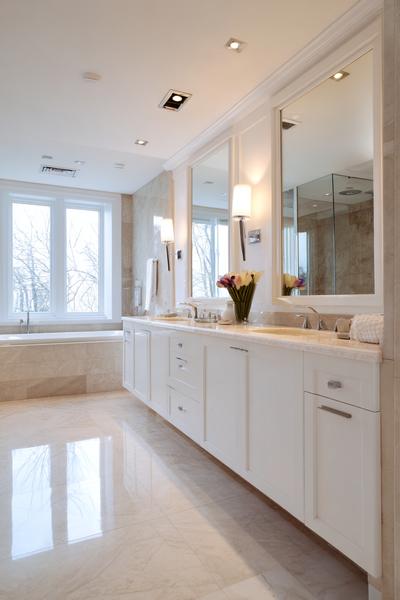 24. Doppelwaschtisch mit symmetrischen Spiegeln for bathroom remodel ideas master ideas