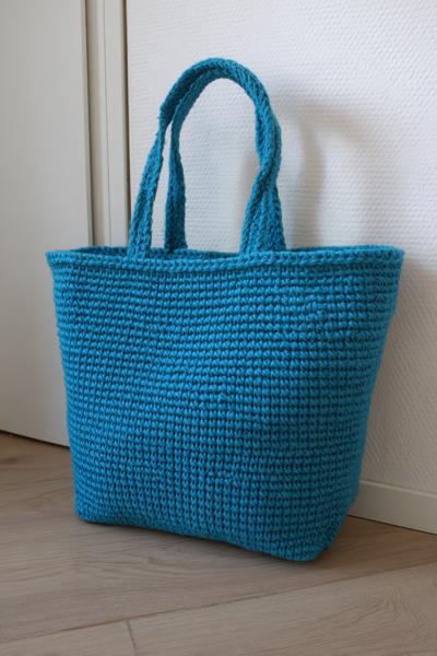 7. Office-Tote in crochet bag tutorials tote pattern mit Laptopfach und sauberer Kante