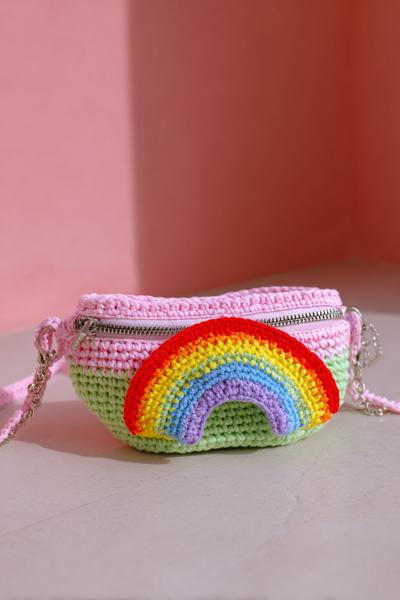 12. Regenbogen-Gürteltasche als crochet bags for kids mit Reißverschlussband