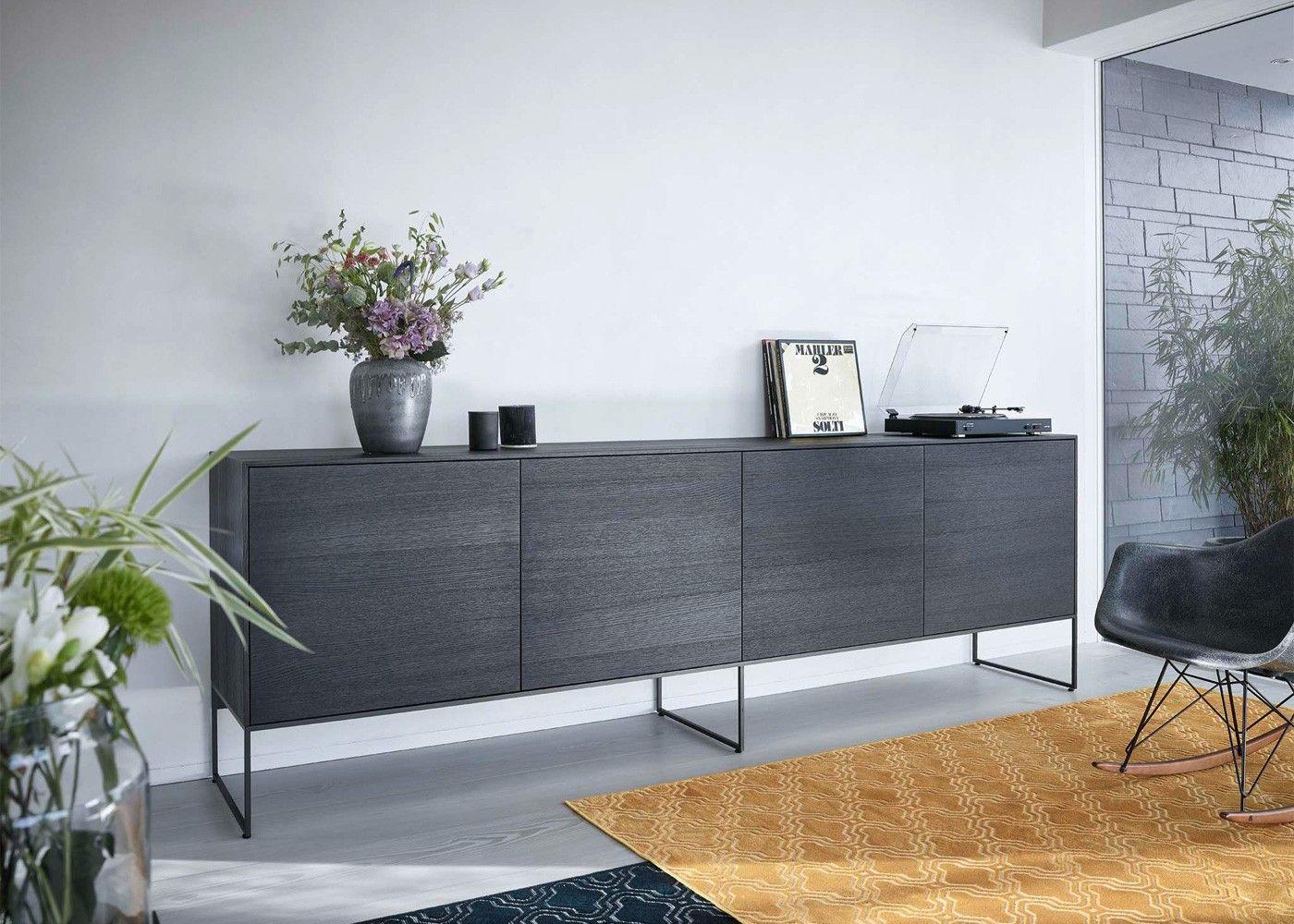 Dunkles Sideboard modernes Interieur