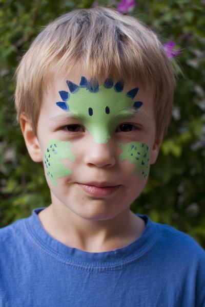 5. Dino-Kamm und Schuppen für for face painting ideas for kids boys ideas