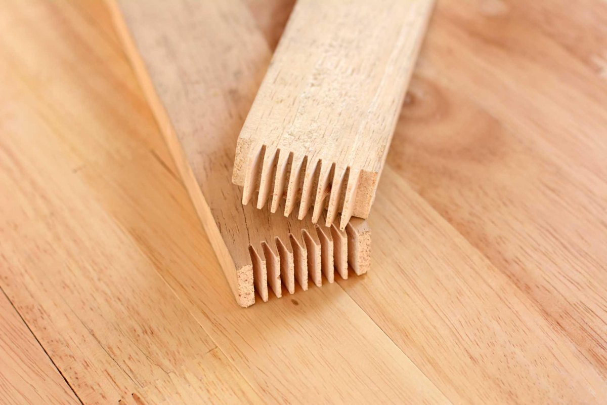 Fingerzinken Verbindung aus Holz