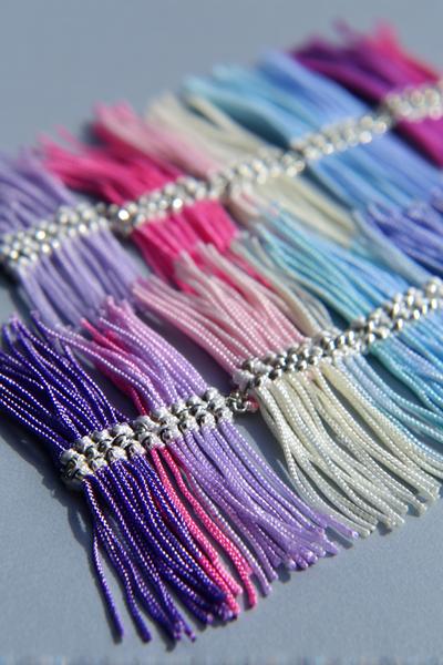 12. Elegantes Ombre-Band im Friendship Bracelets Tutorial 6 Strings mit Ton-in-Ton und Micro-Fransen