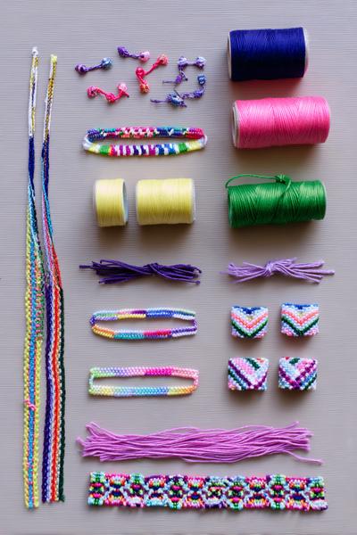 15. Aufgeräumter Workflow für Friendship Bracelets Tutorial Videos mit Top-Down-Aufbau und Fadenmanagement