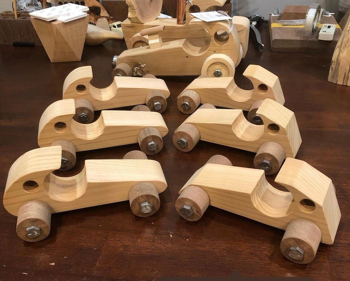 Holzspielzeug aus Verschnitt