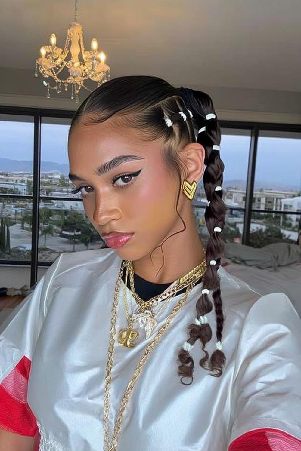 Verspielte Bubble-Pigtails