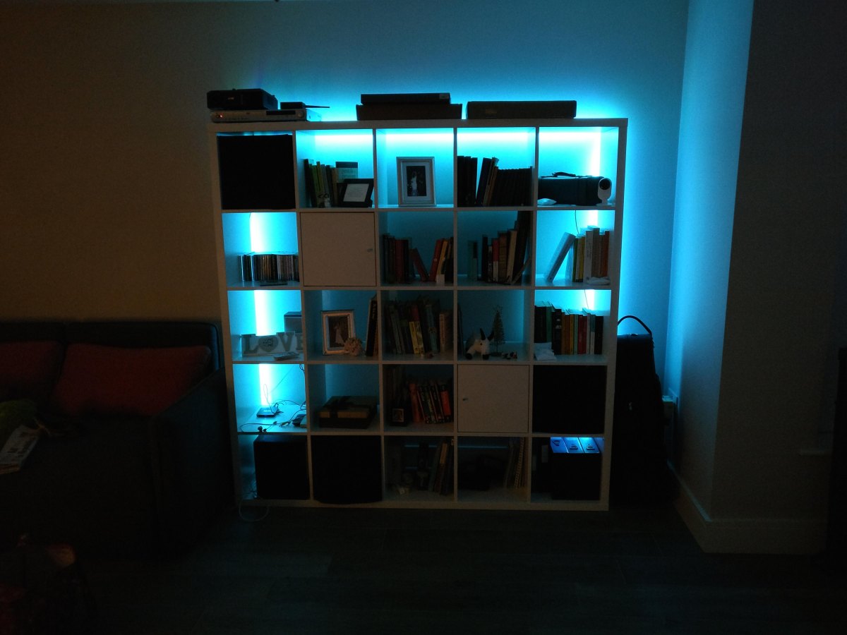 Kallax Regal mit LED Licht