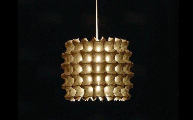 Lampe aus Eierkarton basteln