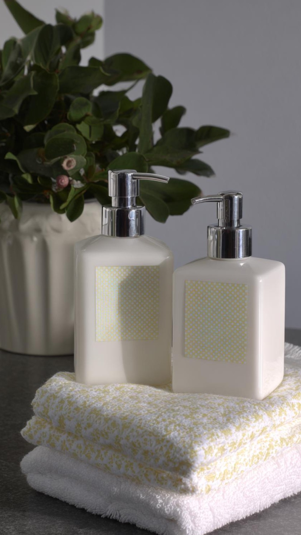 34 Eye-Catching Deko für Mini-Bäder