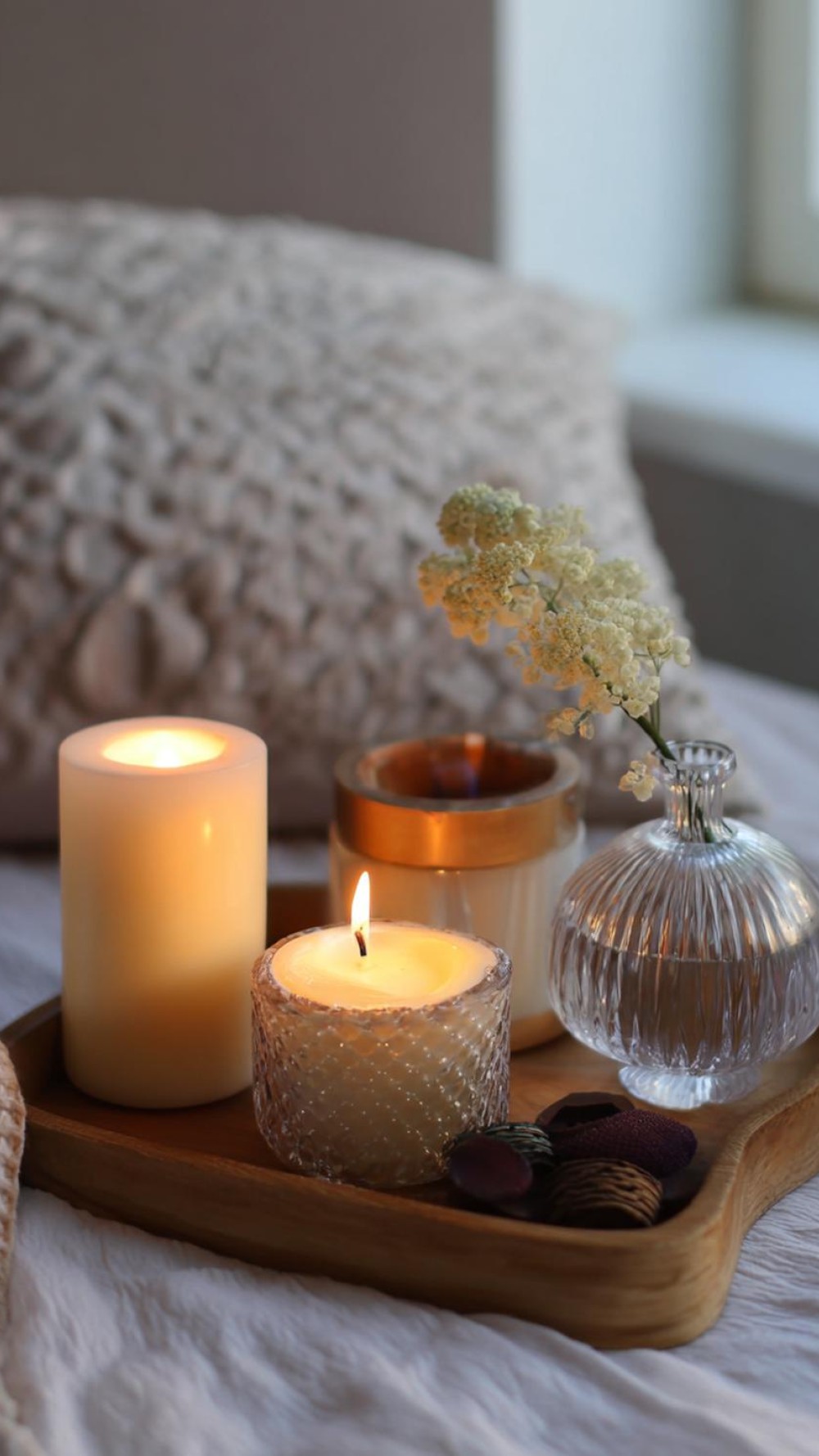 25 Erstaunliche Nachttisch-Dekorationskonzepte