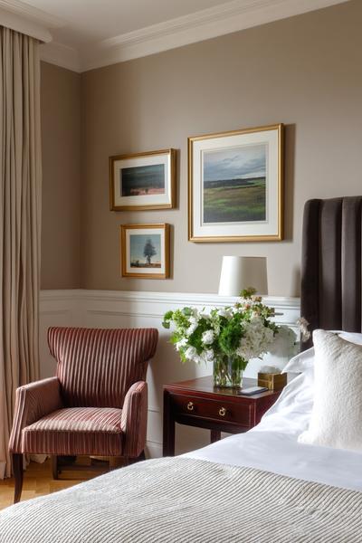 23. Vintage-Filmlook als Photo Wall Collage Bedroom Inspiration mit Körnung