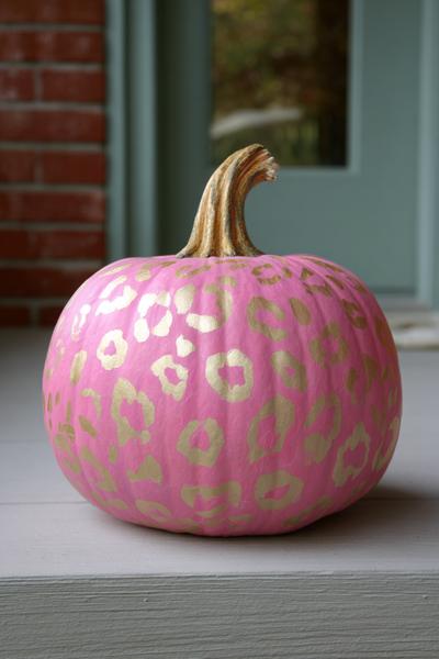 27. Pinkes Leopardenmuster mit Beige-Flecken für for pumpkin painting ideas easy pink ideas