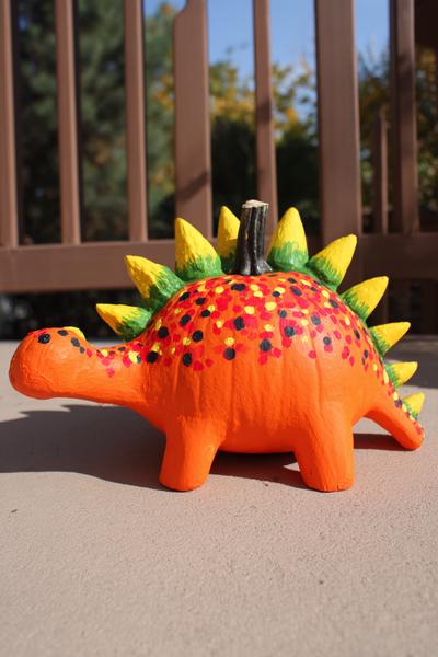 31. Dino-Schuppen und Rückenstacheln für for pumpkin painting ideas easy boys ideas