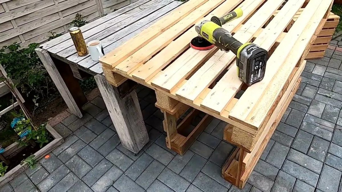 Palettentisch selber gebaut