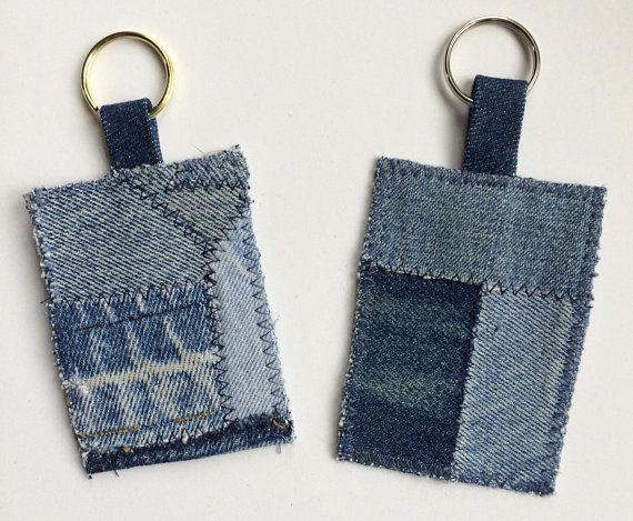 Schlüsselanhänger aus Jeansresten