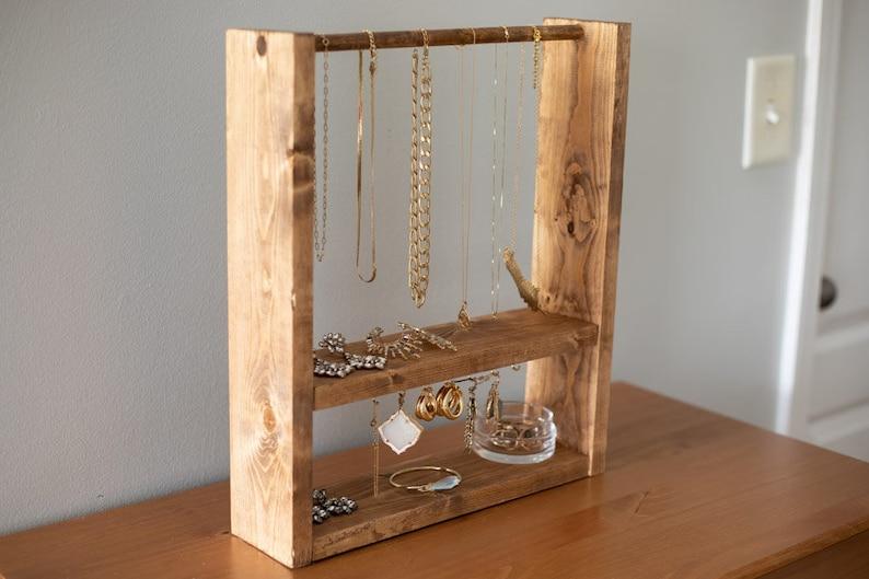 Schmuckhalter aus Holz