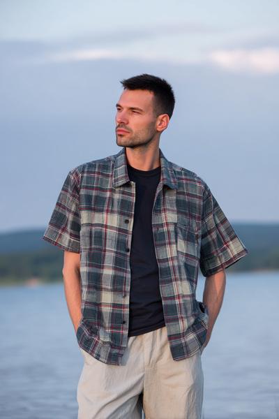 14. Relaxed Overshirt für Sewing Projects Clothes Men mit robusten Druckknöpfen