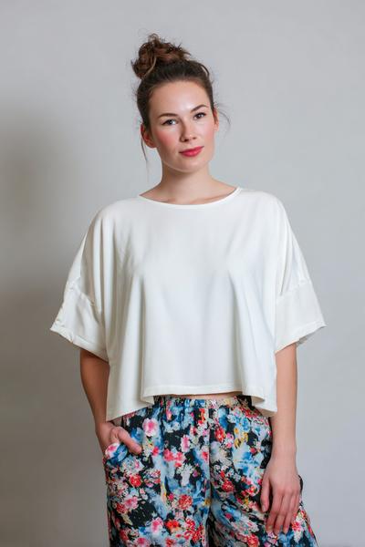 4. Boxy T-Shirt mit Sewing Projects Clothes Patterns und angesetztem Ärmelbund