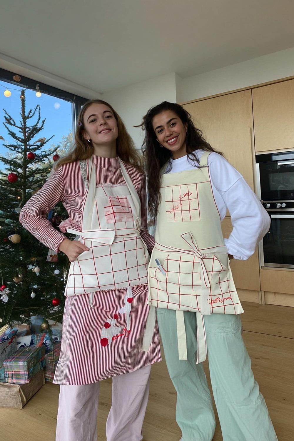 Weihnachtliche Kochschürzen