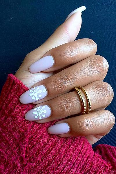 16. Finger-Spitzenkappe für Simple Henna Designs Easy Finger mit Halbkreisen und Perlenrand