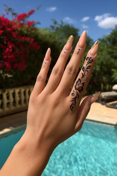 24. Kleine Rosenrosette für Simple Henna Designs Easy Flower mit Spiralzentrum und zwei Blättern