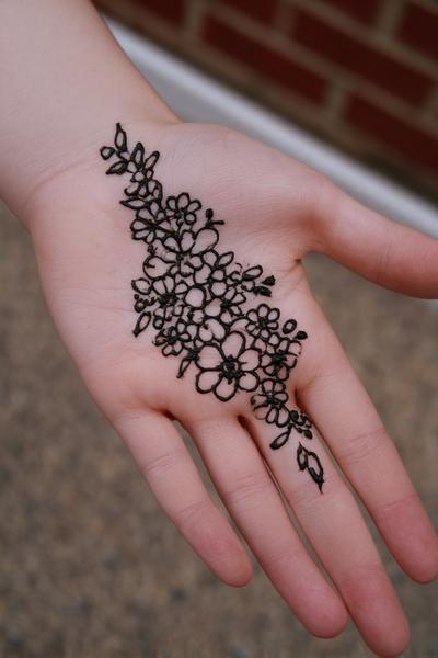 25. Gänseblümchen-Cluster für for simple henna designs hand easy flowers ideas